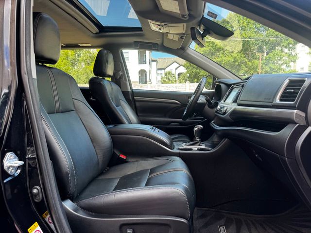 2018 Toyota Highlander SE 4dr SUV | Houston, TX | Houston Auto Credit 2018 Toyota Highlander SE 4dr SUV | Houston, TX | Houston Auto Credit