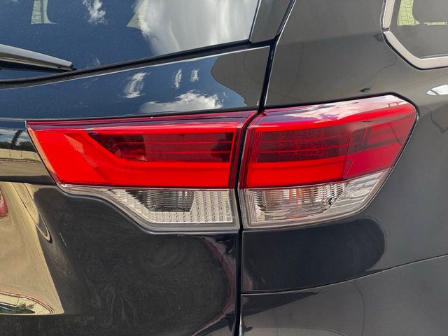 2018 Toyota Highlander SE 4dr SUV | Houston, TX | Houston Auto Credit 2018 Toyota Highlander SE 4dr SUV | Houston, TX | Houston Auto Credit