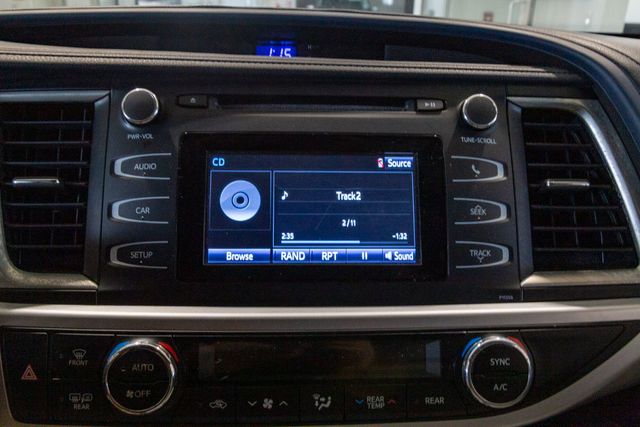 2018 Toyota Highlander Hybrid 3rd row LE