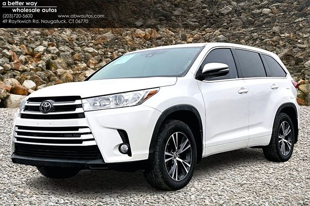 2018 Toyota Highlander LE | Naugatuck, Connecticut | A Better Way Wholesale Autos-CT