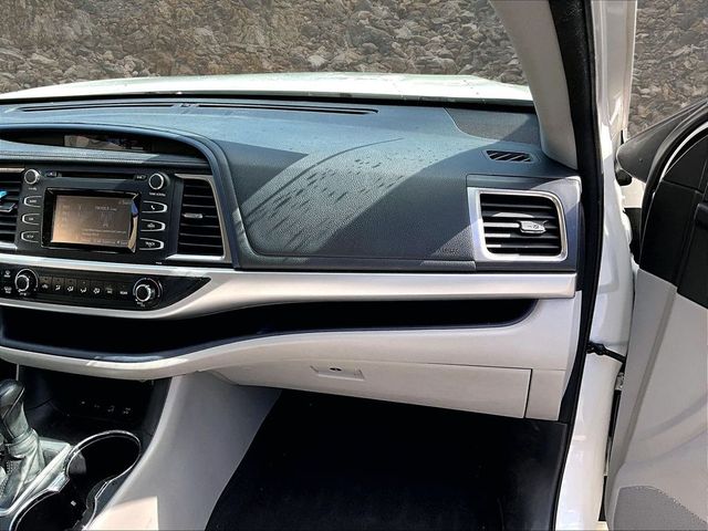 2018 Toyota Highlander LE