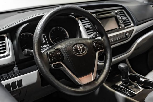 2018 Toyota Highlander LE Plus