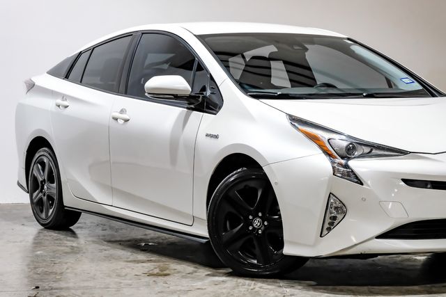2018 Toyota Prius Three Touring