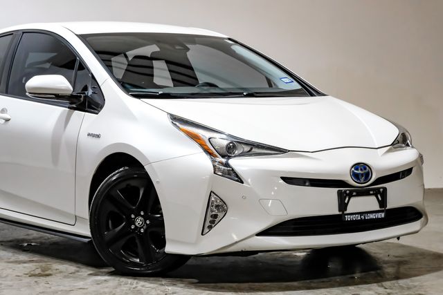 2018 Toyota Prius Three Touring