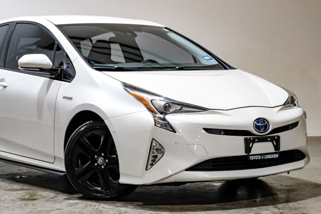 2018 Toyota Prius Three Touring