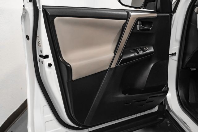 2018 Toyota RAV4 XLE | Addison, TX | Addison Autoplex