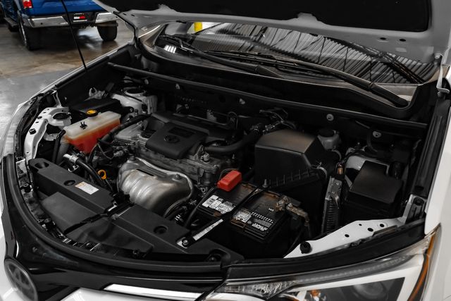 2018 Toyota RAV4 XLE | Addison, TX | Addison Autoplex