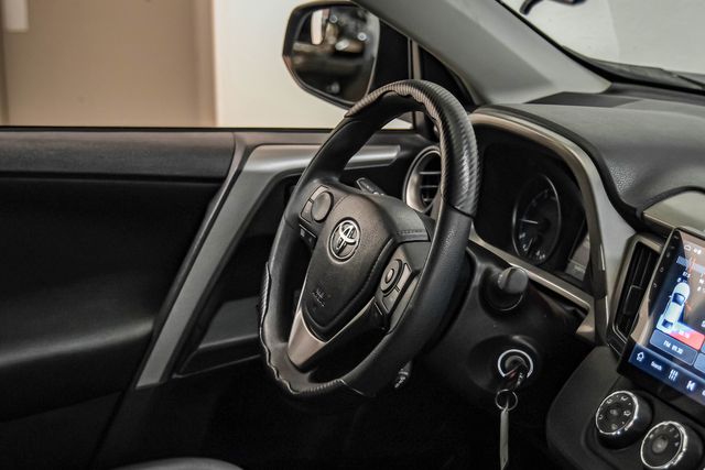 2018 Toyota RAV4 LE | Addison, TX | Addison Autoplex