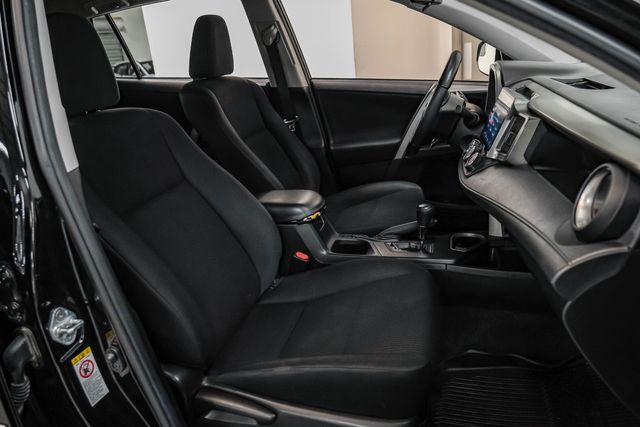 2018 Toyota RAV4 LE | Addison, TX | Addison Autoplex 2018 Toyota RAV4 LE | Addison, TX | Addison Autoplex