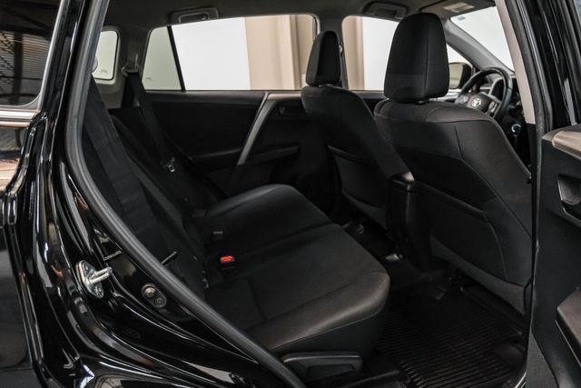 2018 Toyota RAV4 LE | Addison, TX | Addison Autoplex 2018 Toyota RAV4 LE | Addison, TX | Addison Autoplex
