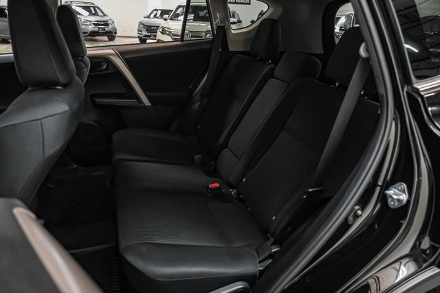 2018 Toyota RAV4 LE | Addison, TX | Addison Autoplex 2018 Toyota RAV4 LE | Addison, TX | Addison Autoplex
