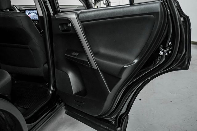 2018 Toyota RAV4 LE | Addison, TX | Addison Autoplex 2018 Toyota RAV4 LE | Addison, TX | Addison Autoplex