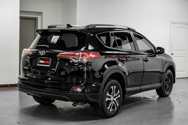 2018 Toyota RAV4 LE | Addison, TX | Addison Autoplex 2018 Toyota RAV4 LE | Addison, TX | Addison Autoplex