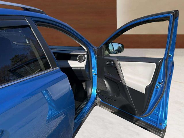 2018 Toyota RAV4 XLE | Alpharetta, GA | Star Motors 2018 Toyota RAV4 XLE | Alpharetta, GA | Star Motors