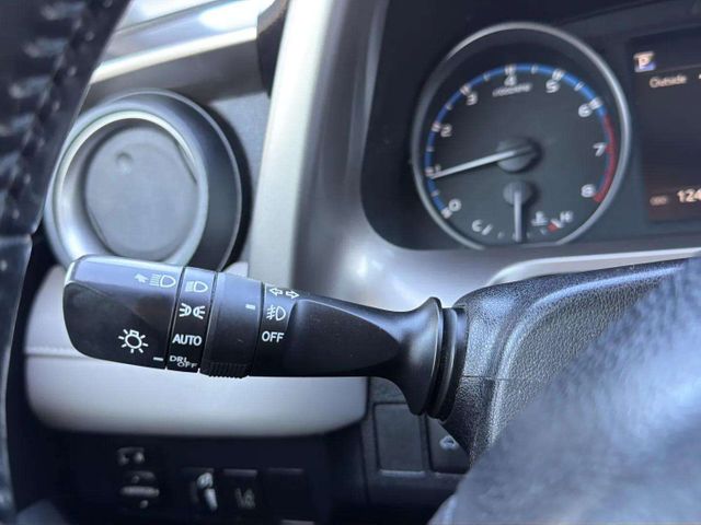 2018 Toyota RAV4 XLE | Alpharetta, GA | Star Motors 2018 Toyota RAV4 XLE | Alpharetta, GA | Star Motors