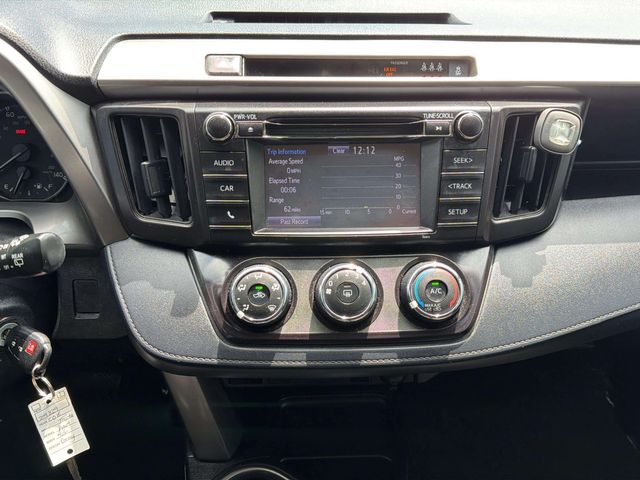 2018 Toyota RAV4 LE | Alpharetta, GA | Star Motors 2018 Toyota RAV4 LE | Alpharetta, GA | Star Motors