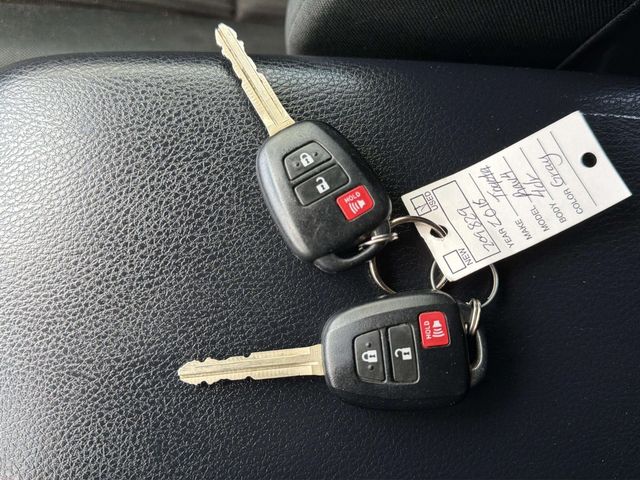 2018 Toyota RAV4 LE | Alpharetta, GA | Star Motors