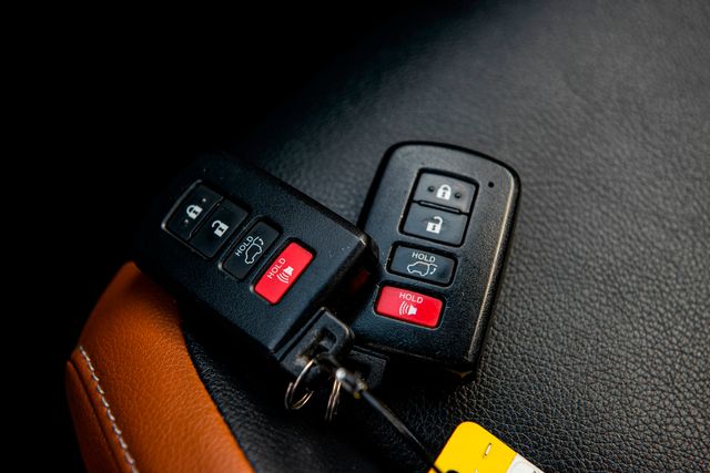 2018 Toyota RAV4 SE | Van Nuys, CA | Stellar Auto INC. 2018 Toyota RAV4 SE | Van Nuys, CA | Stellar Auto INC.