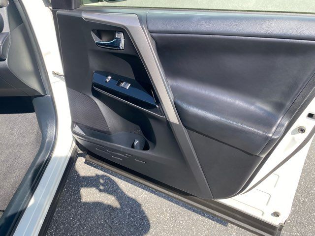 2018 Toyota RAV4 Hybrid Limited | Ephrata, PA | Pine Tree Motors