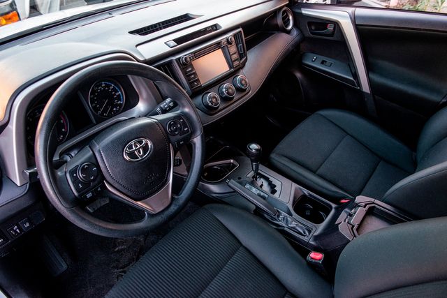2018 Toyota RAV4 LE | Van Nuys, CA | Stellar Auto INC. 2018 Toyota RAV4 LE | Van Nuys, CA | Stellar Auto INC.