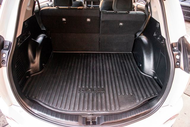 2018 Toyota RAV4 LE | Van Nuys, CA | Stellar Auto INC. 2018 Toyota RAV4 LE | Van Nuys, CA | Stellar Auto INC.