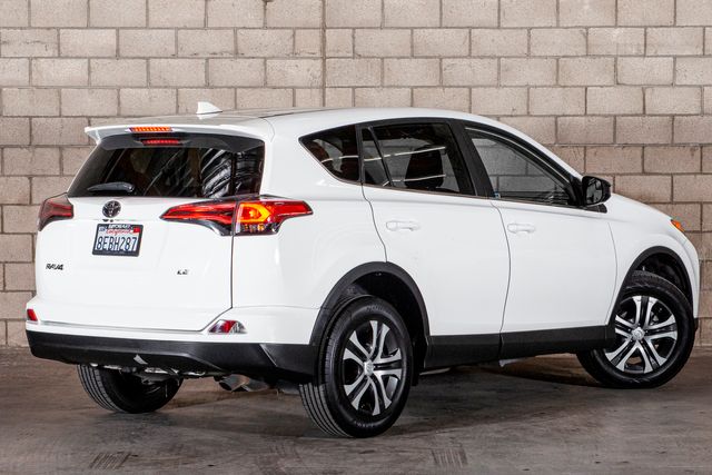 2018 Toyota RAV4 LE | Van Nuys, CA | Stellar Auto INC. 2018 Toyota RAV4 LE | Van Nuys, CA | Stellar Auto INC.