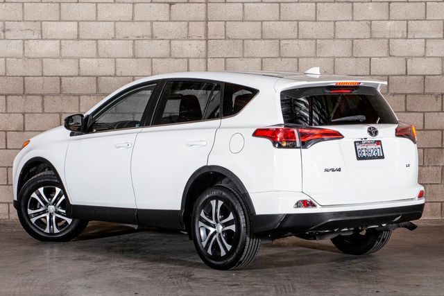 2018 Toyota RAV4 LE | Van Nuys, CA | Stellar Auto INC. 2018 Toyota RAV4 LE | Van Nuys, CA | Stellar Auto INC.