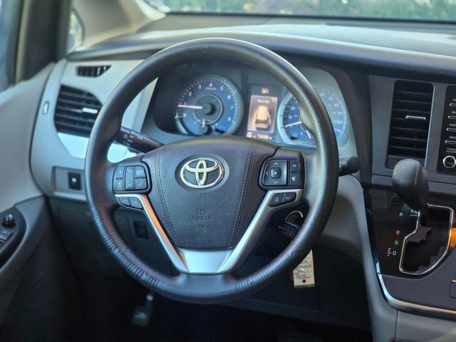 2018 Toyota Sienna 4x4 LE 7-Passenger