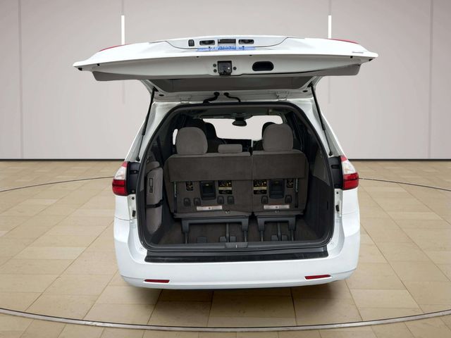 2018 Toyota Sienna LE 8-Passenger | Alpharetta, GA | Star Motors 2018 Toyota Sienna LE 8-Passenger | Alpharetta, GA | Star Motors