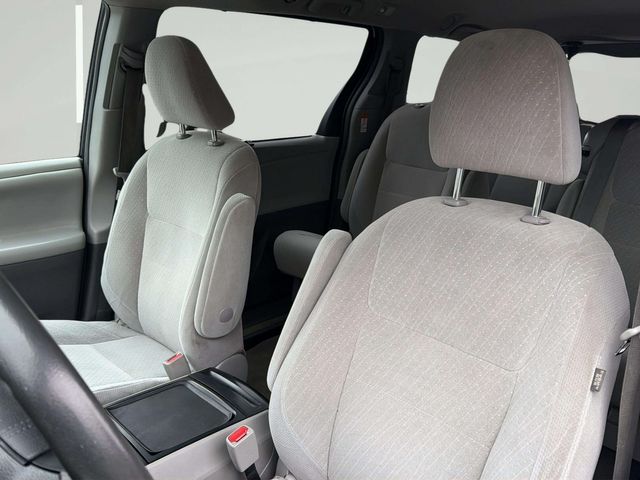 2018 Toyota Sienna LE 8-Passenger | Alpharetta, GA | Star Motors 2018 Toyota Sienna LE 8-Passenger | Alpharetta, GA | Star Motors