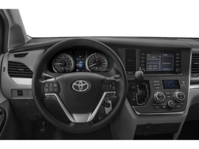 2018 Toyota Sienna 3rd row LE