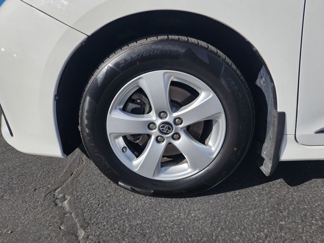 2018 Toyota Sienna LE 8-Passenger 2018 Toyota Sienna LE 8-Passenger