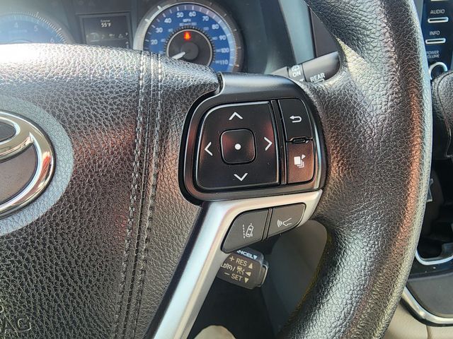 2018 Toyota Sienna LE 8-Passenger 2018 Toyota Sienna LE 8-Passenger