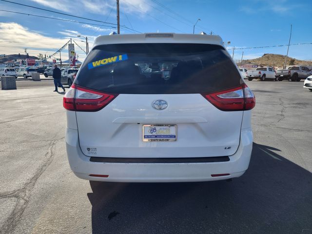 2018 Toyota Sienna LE 8-Passenger 2018 Toyota Sienna LE 8-Passenger