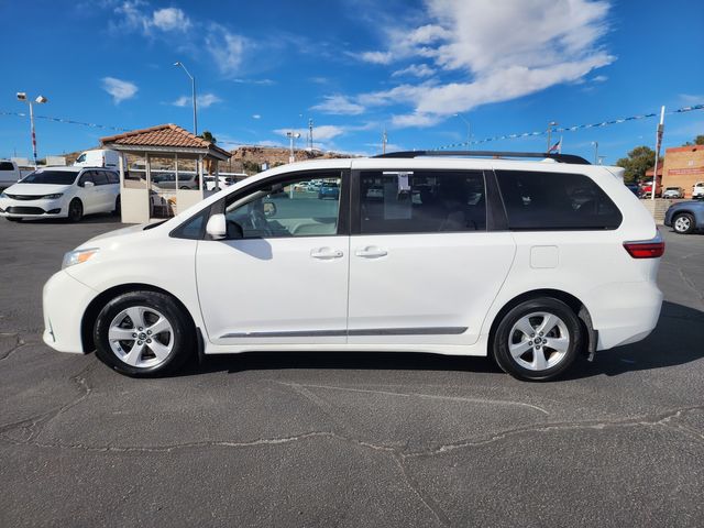 2018 Toyota Sienna LE 8-Passenger