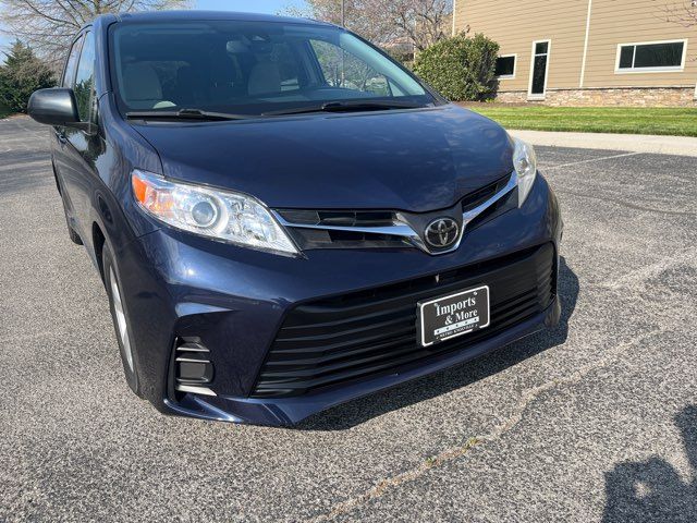 2018 Toyota Sienna LE 8-Passenger V6 Imports and More Inc 2018 Toyota Sienna LE 8-Passenger V6 Imports and More Inc