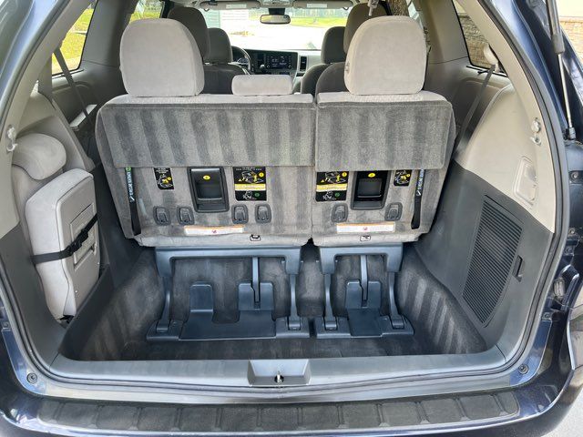 2018 Toyota Sienna LE 8-Passenger V6 Imports and More Inc 2018 Toyota Sienna LE 8-Passenger V6 Imports and More Inc