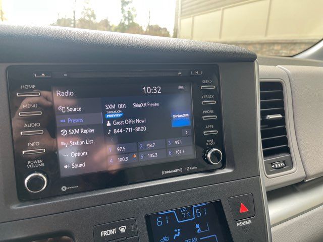 2018 Toyota Sienna LE 8-Passenger V6 Imports and More Inc 2018 Toyota Sienna LE 8-Passenger V6 Imports and More Inc