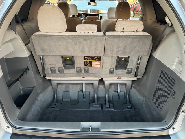 2018 Toyota Sienna LE 8-Passenger