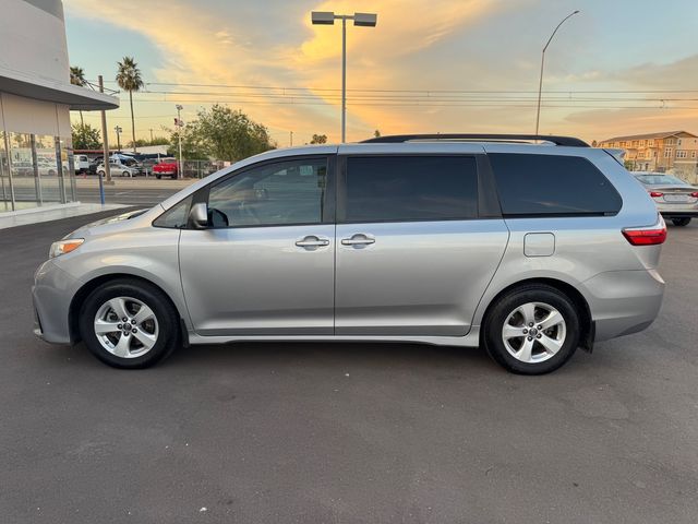 2018 Toyota Sienna LE 8-Passenger