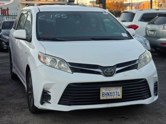 2018 Toyota Sienna LE 7-Passenger | Reseda, CA | Angeles Auto Alliance