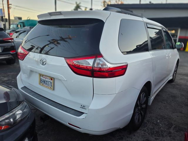 2018 Toyota Sienna LE 7-Passenger 2018 Toyota Sienna LE 7-Passenger