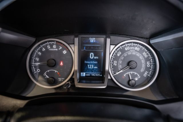 2018 Toyota Tacoma SR5 V6 2018 Toyota Tacoma SR5 V6