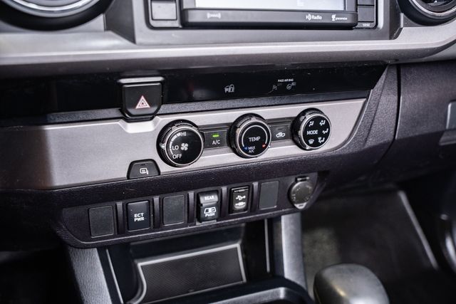 2018 Toyota Tacoma SR5 V6 2018 Toyota Tacoma SR5 V6