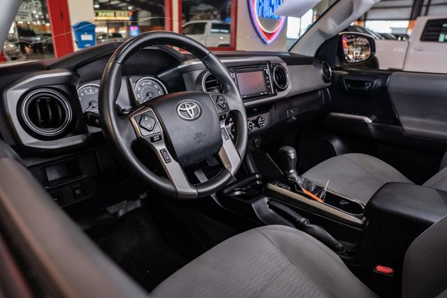 2018 Toyota Tacoma SR5 V6 2018 Toyota Tacoma SR5 V6