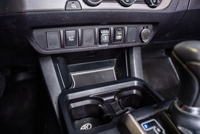 2018 Toyota Tacoma SR5 V6 | Addison, TX | Mr Car Guys 2018 Toyota Tacoma SR5 V6 | Addison, TX | Mr Car Guys