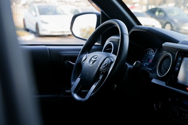 2018 Toyota Tacoma TRD Sport PREMIUM TECH PKG RWD / REGULAR SERVICE | Austin, TX | Rocky Mountain Truck Stop Austin 2018 Toyota Tacoma TRD Sport PREMIUM TECH PKG RWD / REGULAR SERVICE | Austin, TX | Rocky Mountain Truck Stop Austin