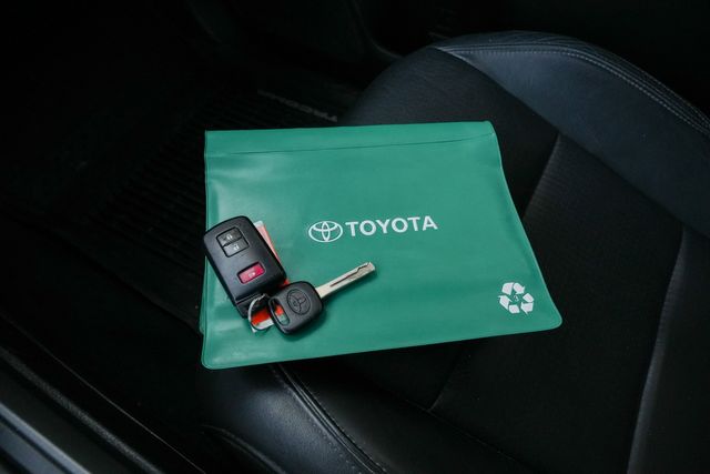 2018 Toyota Tacoma TRD Sport PREMIUM TECH PKG RWD / REGULAR SERVICE | Austin, TX | Rocky Mountain Truck Stop Austin 2018 Toyota Tacoma TRD Sport PREMIUM TECH PKG RWD / REGULAR SERVICE | Austin, TX | Rocky Mountain Truck Stop Austin