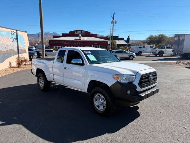 2018 Toyota Tacoma SR 2018 Toyota Tacoma SR