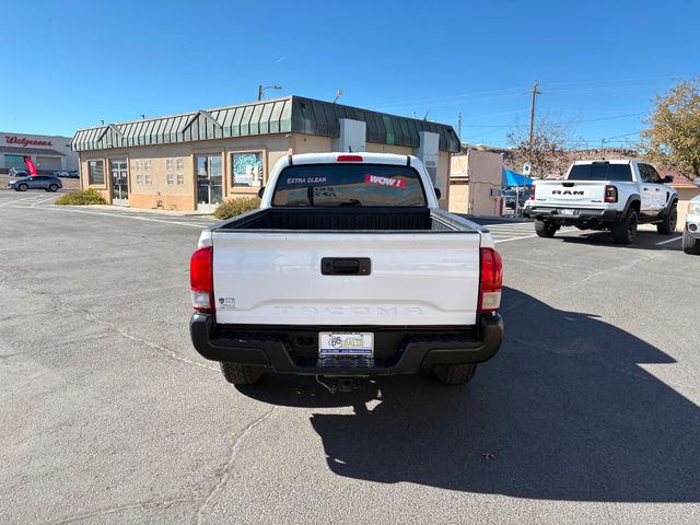 2018 Toyota Tacoma SR 2018 Toyota Tacoma SR